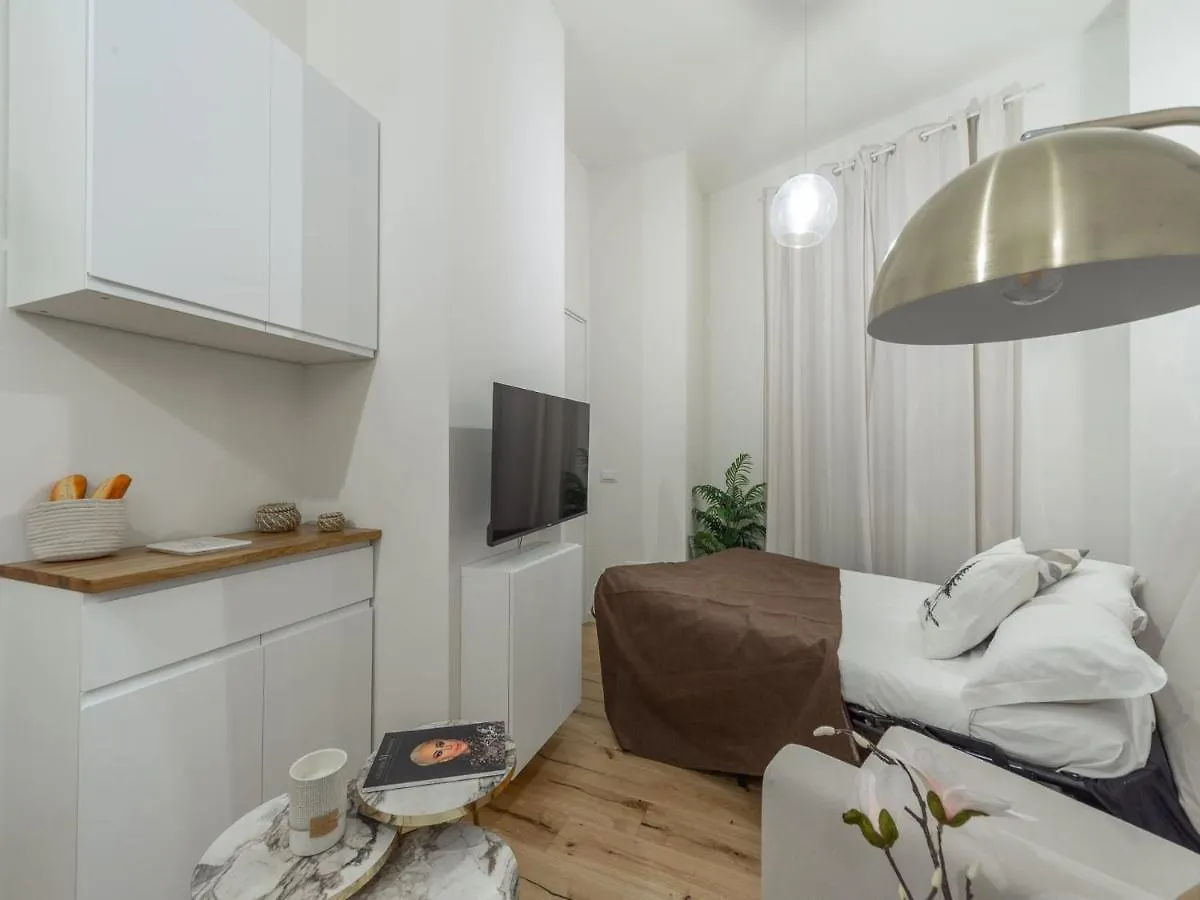 The Best Rent - Lovely One-Bedroom Apartment In Corso Di Porta Vittoria Milan 0*,
