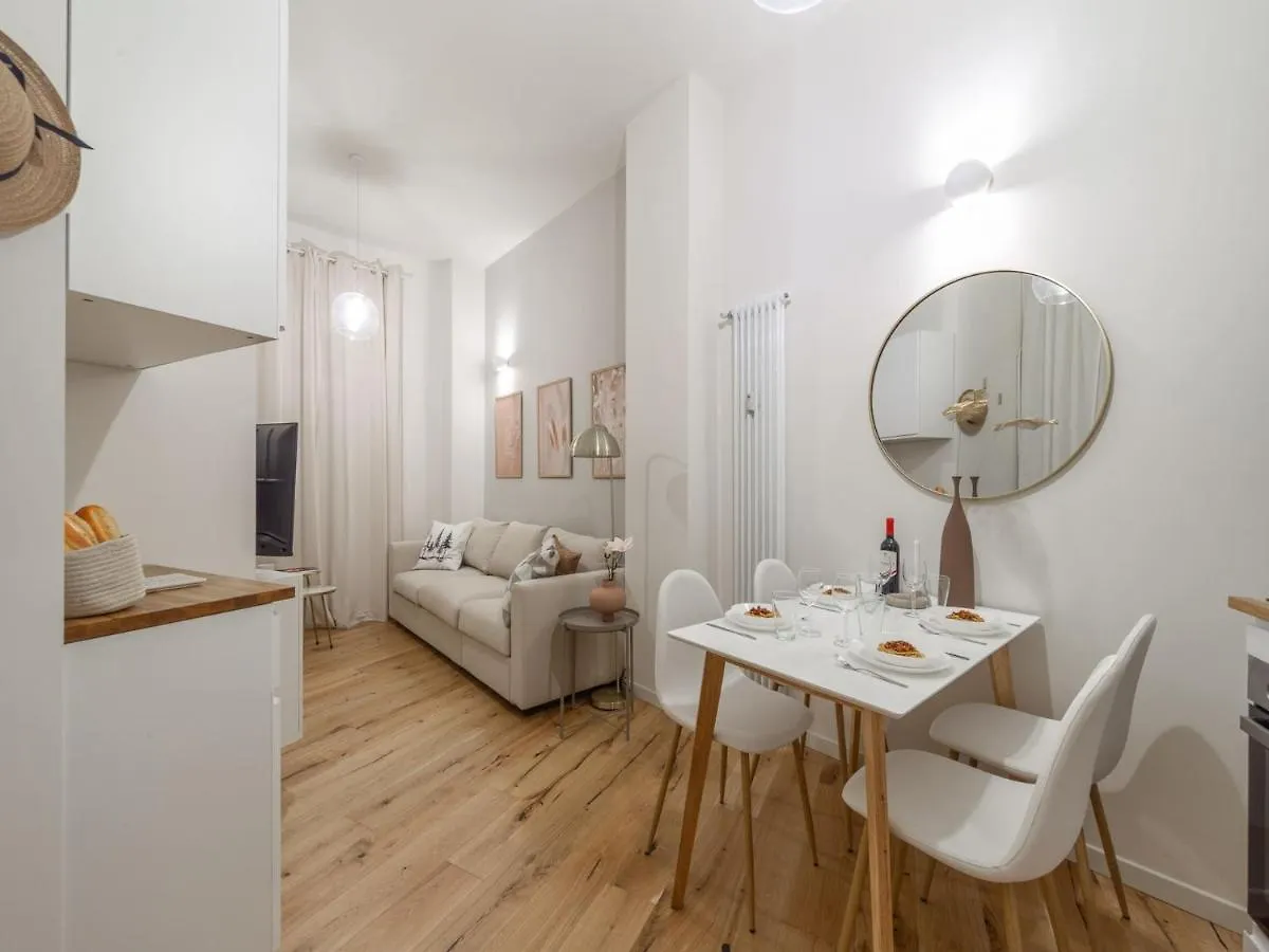 The Best Rent - Lovely One-Bedroom Apartment In Corso Di Porta Vittoria Milan