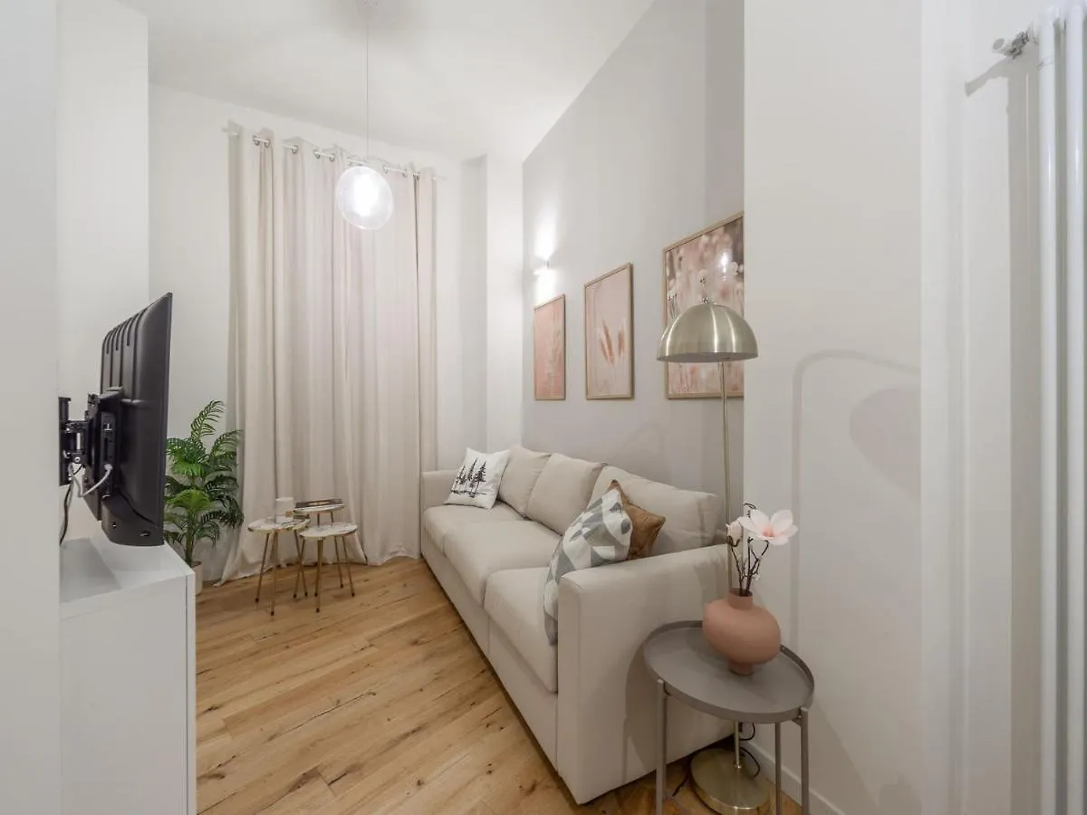 The Best Rent - Lovely One-Bedroom Apartment In Corso Di Porta Vittoria Milan